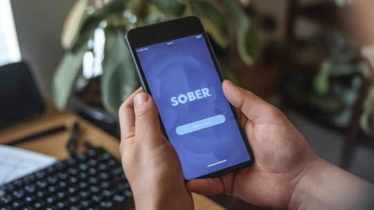 « Opter pour la sobriété numérique : gestes simples pour un usage digital responsable »